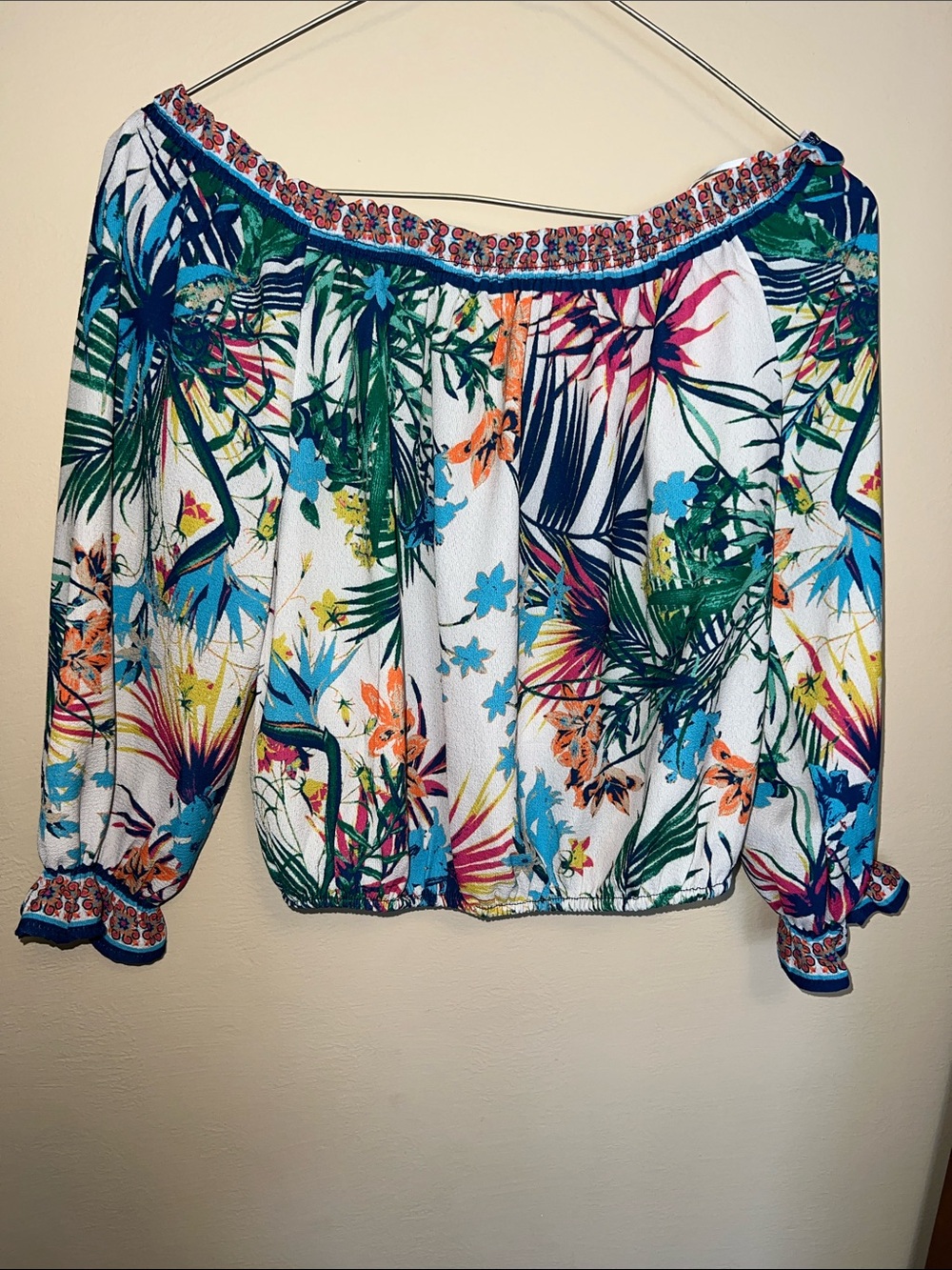 Flying Tomato Tropical Off-Shoulder Floral Peasant Blouse - White Multi